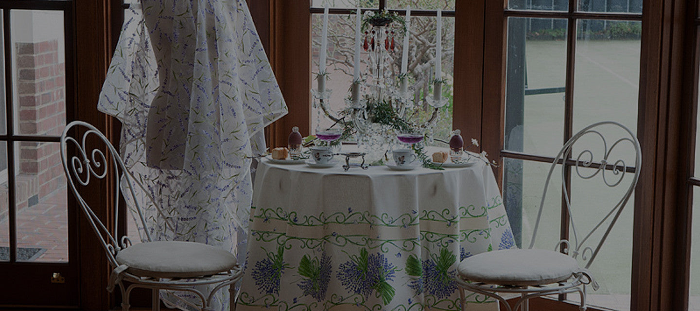 Gorgeous Range of Tablecloths to Brighten Up Your Home